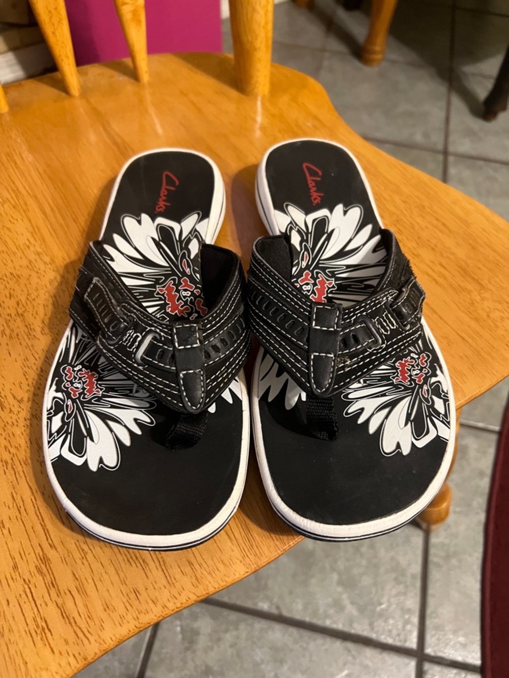 Clarks Black and White Floral Thong Sandals with Red Accents